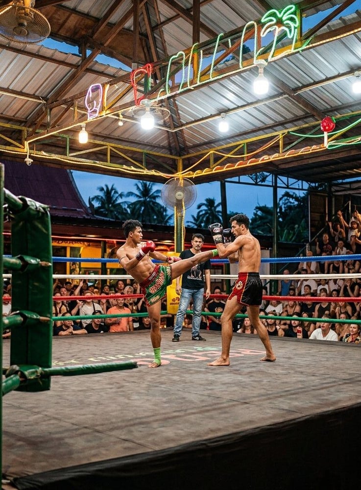 Reggae Bar Krabi in Krabi: Beach parties, Reggae rhythm & Night fire shows